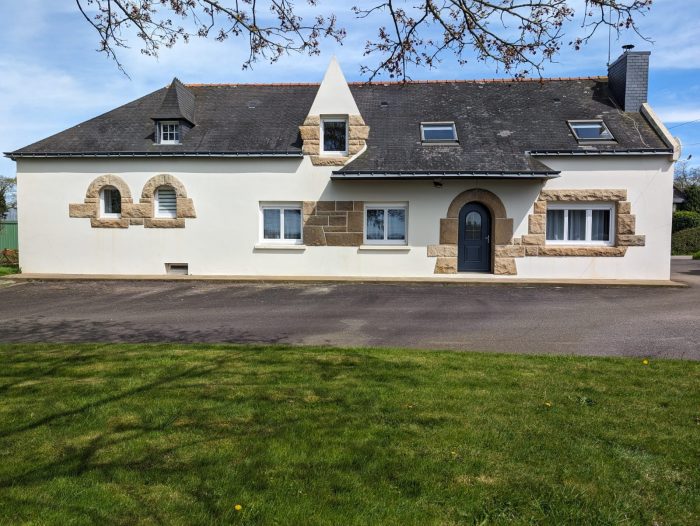 Neo-Breton Detached House with Garden