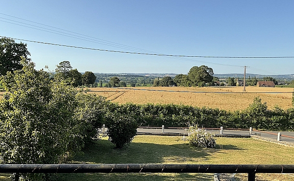 Property_For_Sale_in_France_with_Cle_France_Join_our_mailing_List_LNH08841_0410