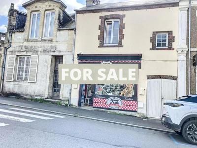 Commercial Premises with Apartment