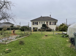 Detached House with Garden