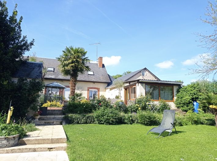 Detached Country House with Guest Gite Cottage
