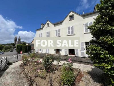 Large Detached House with Landscaped Garden