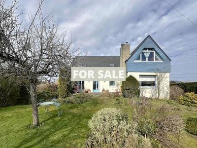 Detached House with Lovely Garden