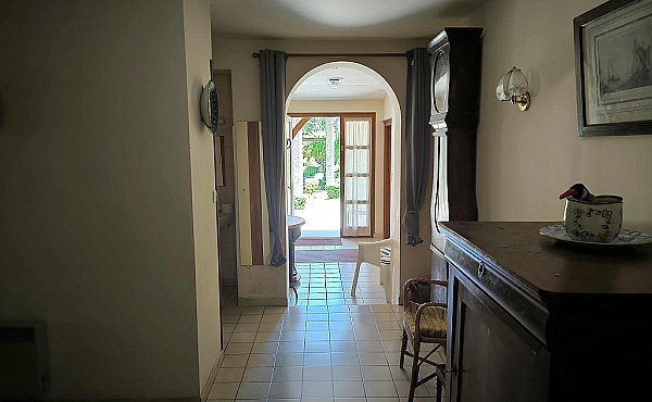 Property_For_Sale_in_France-with_Cle_France_Join_our_mailing_List_AMR00108_132910