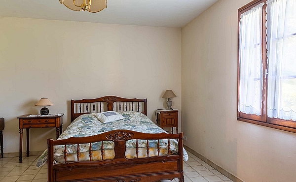 Property_For_Sale_in_France-with_Cle_France_Join_our_mailing_List_AMR00108_37