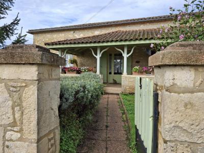 Detached Country House with Outbuilding