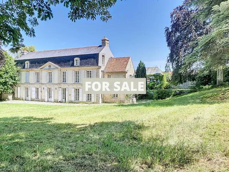 Superb Chateau in Landscaped Grounds