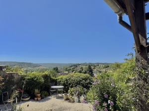 Charming Characterful House with Garden and Panoramic Views