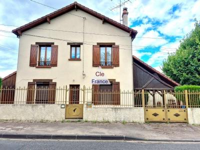 Detached House with Garden