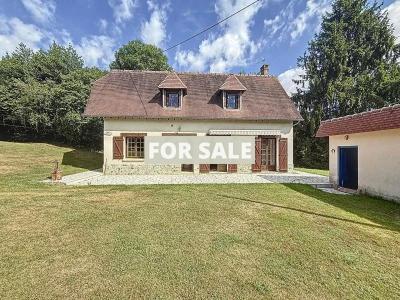Detached House with Garden by the Coast