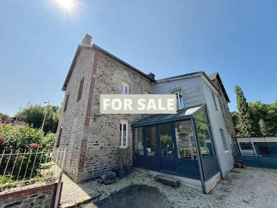 Well Appointed Family Home, Very Nice House