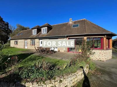 Detached Country House with Outbuilding