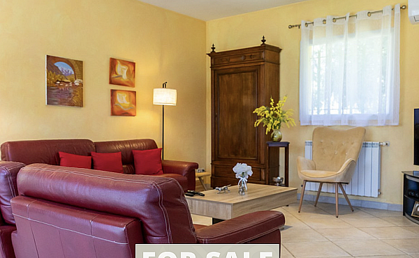 Property_For_Sale_in_France-with_Cle_France_Join_our_mailing_List_AXL05392_3.17