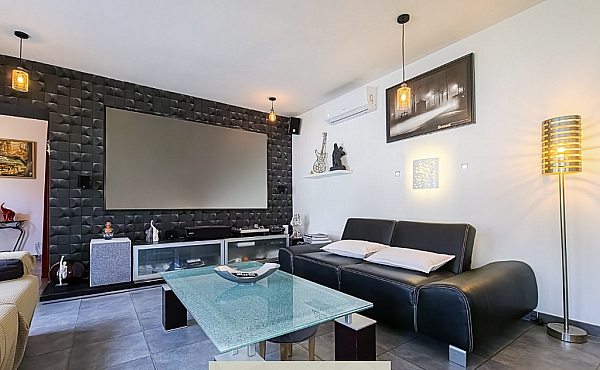Property_For_Sale_in_France-with_Cle_France_Join_our_mailing_List_AXL05392_4.23