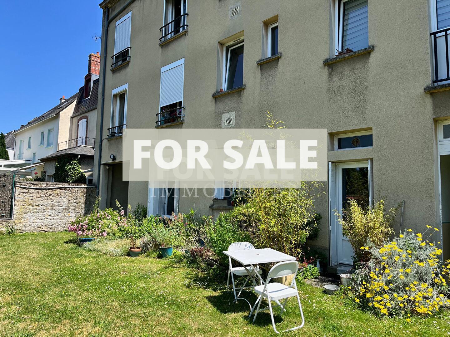 Apartment with Garden