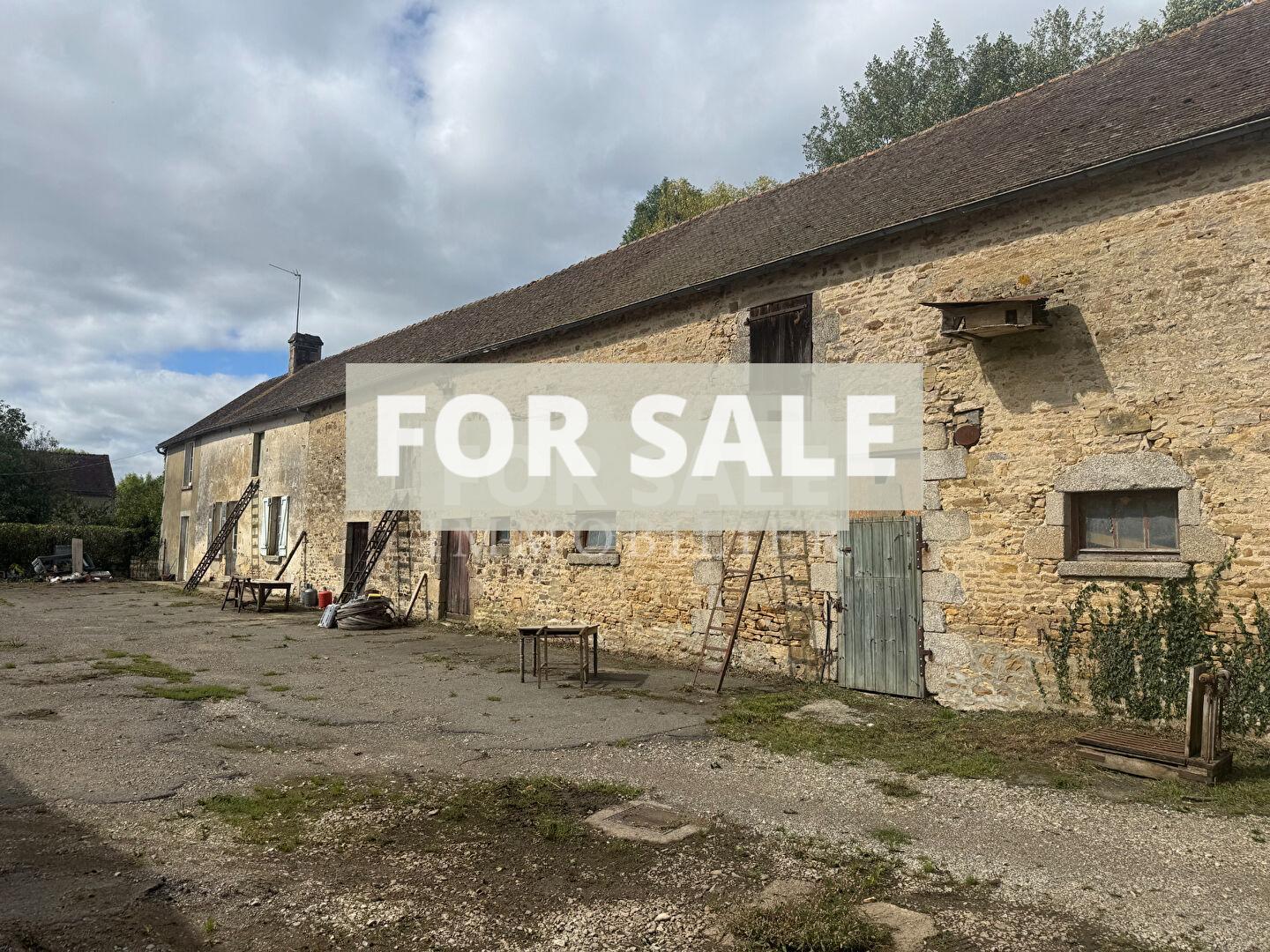 Barn to Renovate in the Countryside