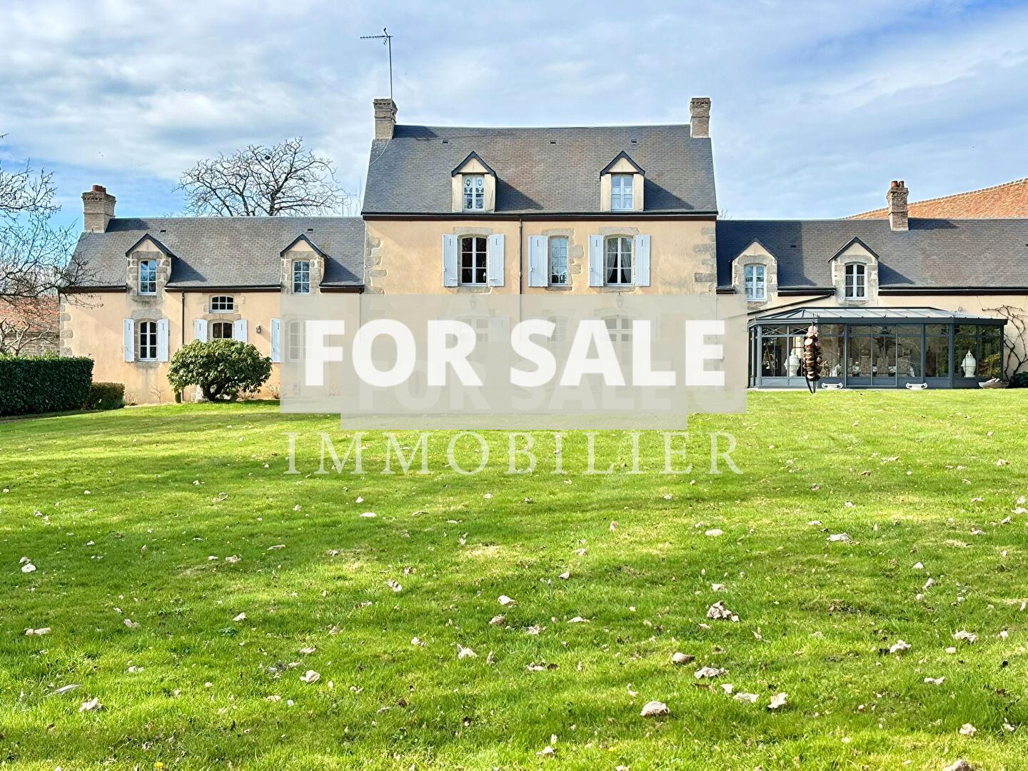 Detached Country House with Outbuilding and Land
