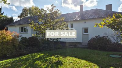 Detached Country House with Outbuilding