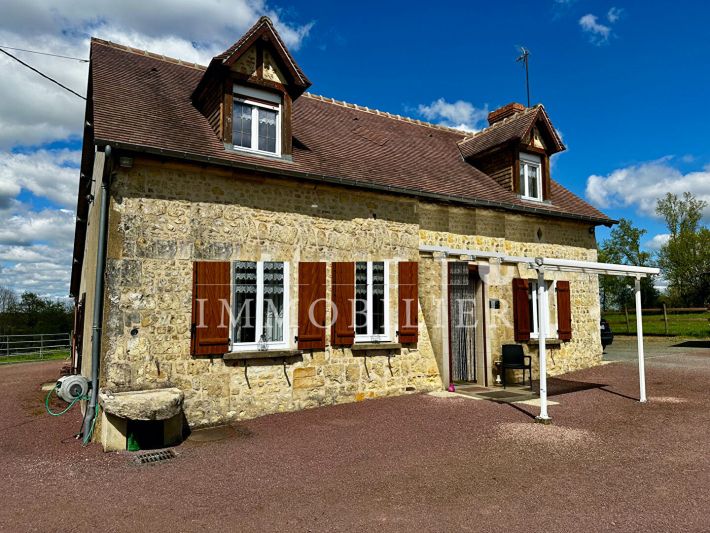 Detached Country House with Equestrian Possibilities