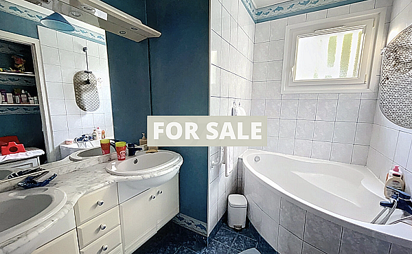 Property_For_Sale_in_France-with_Cle_France_Join_our_mailing_List_LNH11908_16