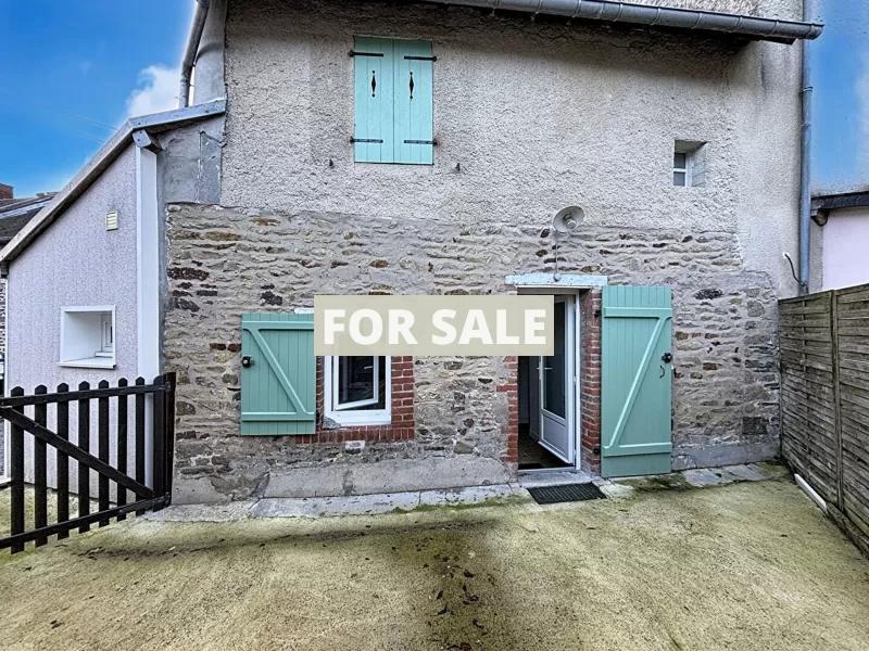 Lovely House and Garden Close to the Coast