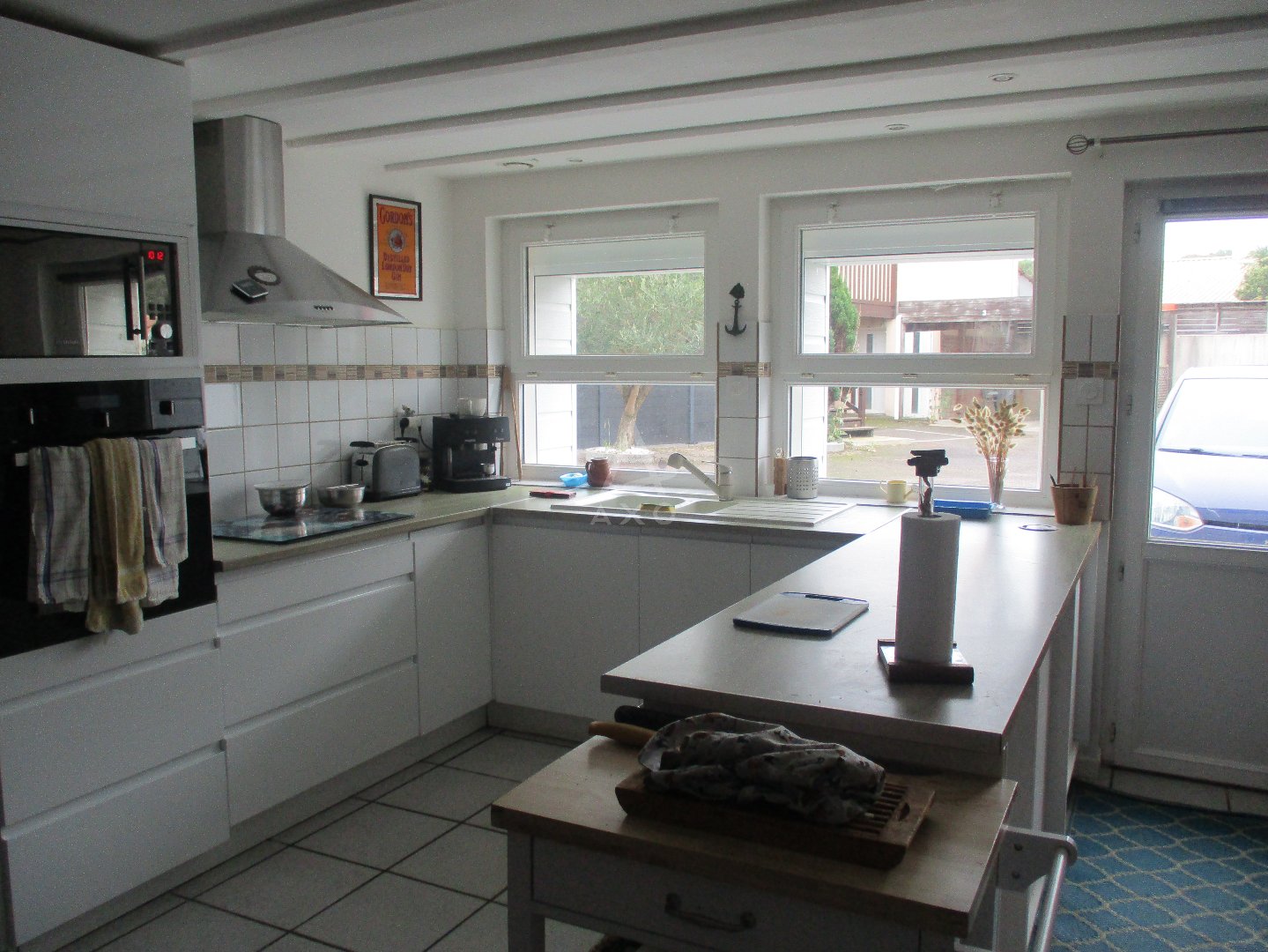 Charming House, Ideal Holiday Home by the Coast