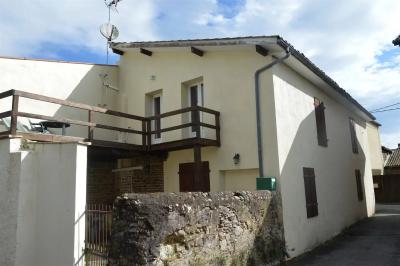 Lovely House in a Charming Floral Town