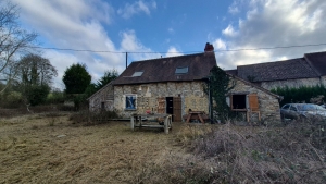 Detached Country House with Outbuilding