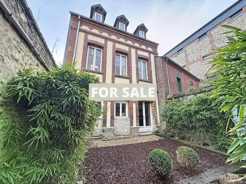 Manor House with Up-Market Interiors