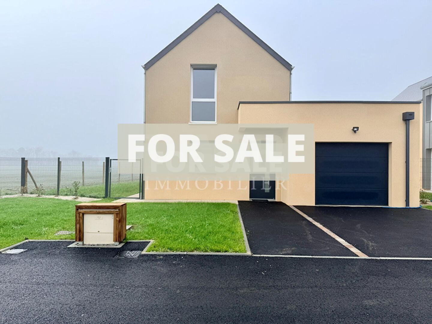 Detached House with Garden