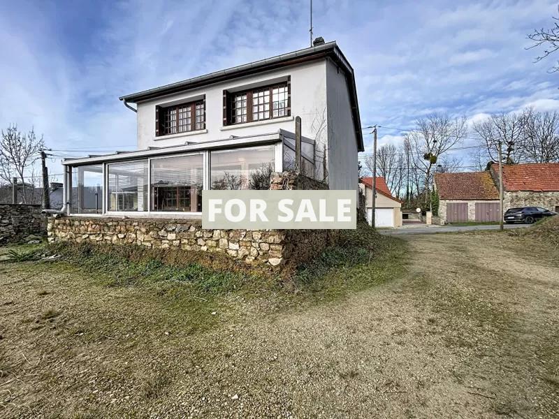Detached House with Garden by the Coast