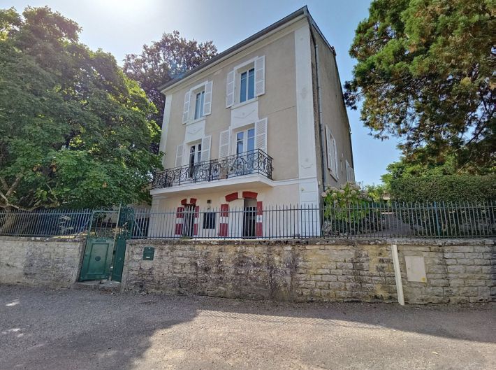 Delightful House in Wine Growing Sector Village
