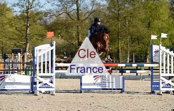 Equestrian Facilities with Stables and Main House