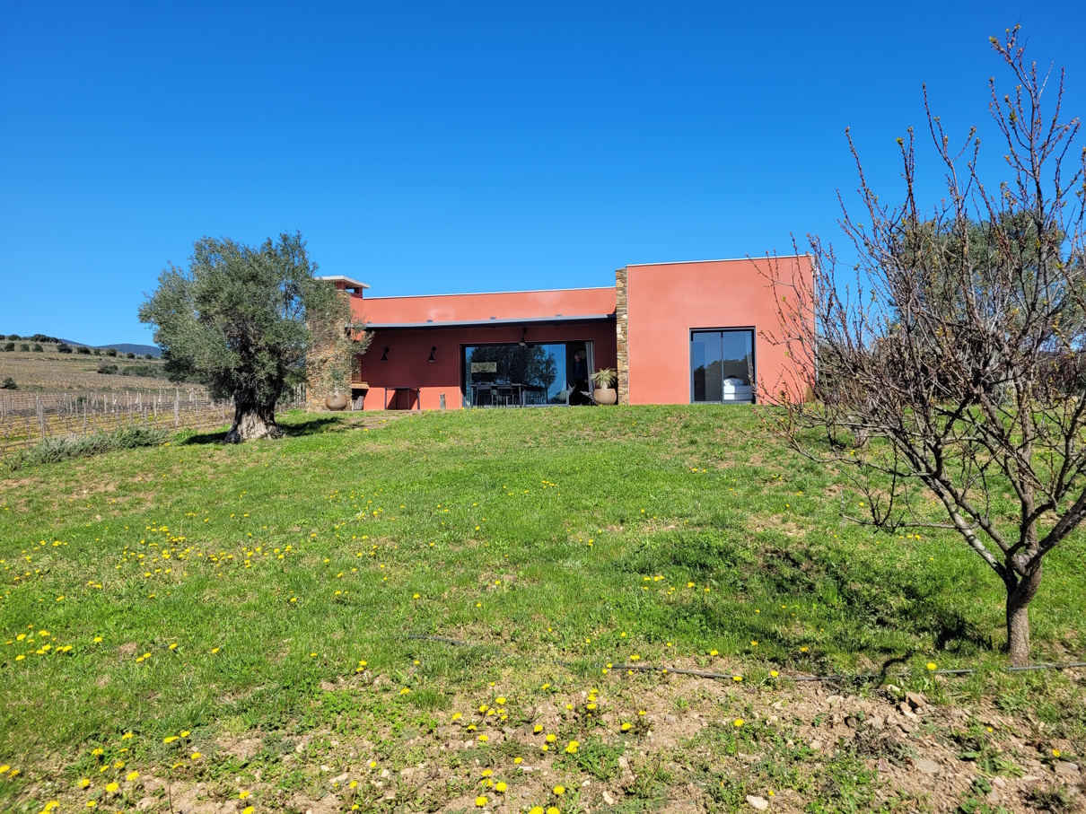 Winegrowing Estate And Wine Tourism Comple