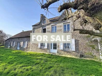 Detached Country House with Guest Cottage