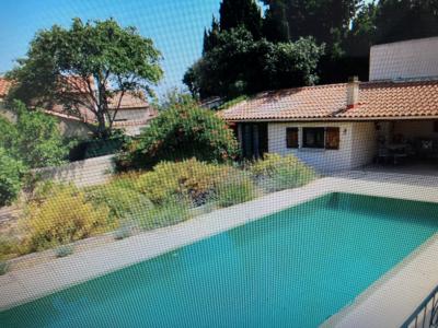 Large House With Swimming Pool