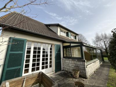 Detached House with Landscaped Garden