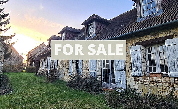 Detached Country House with Outbuildings