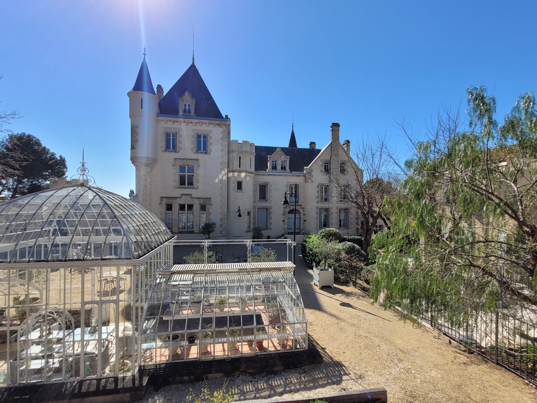 Experience Life in A Chateau in The Heart Of The Vineyards