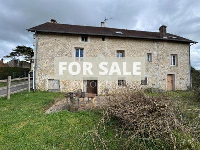 Detached House with Garden in Lovely Village
