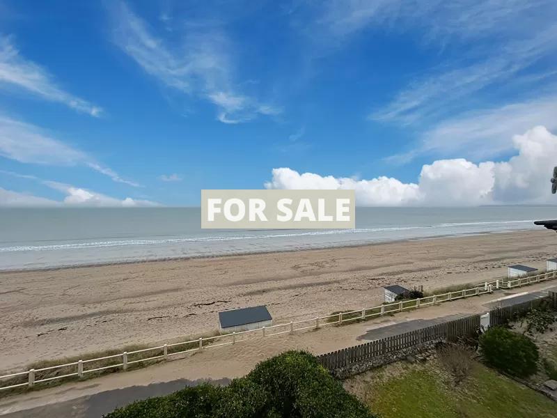 Detached House with Sea Views by the Coast