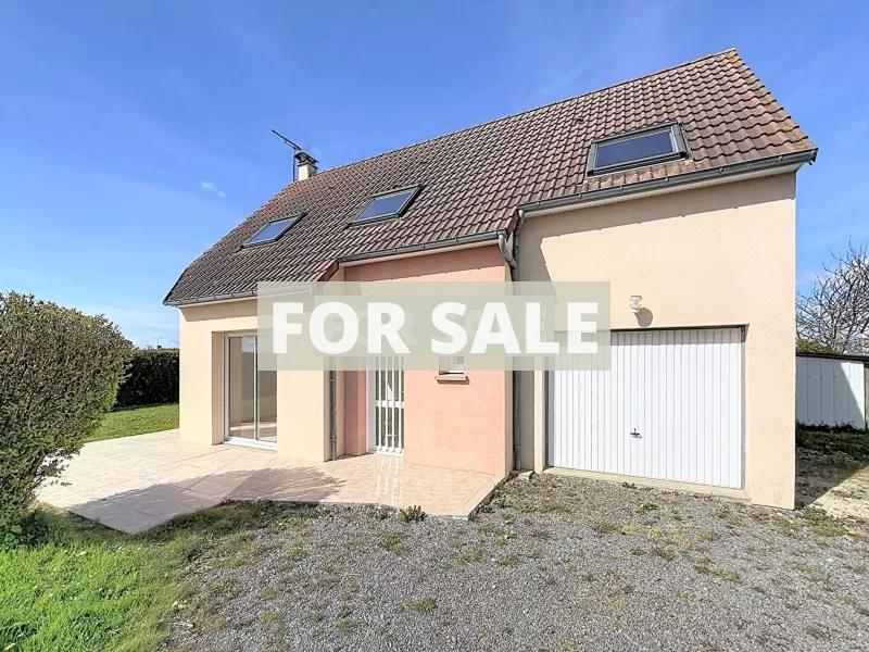 Detached House with Landscaped Garden