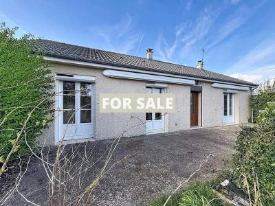 Detached House with Landscaped Garden