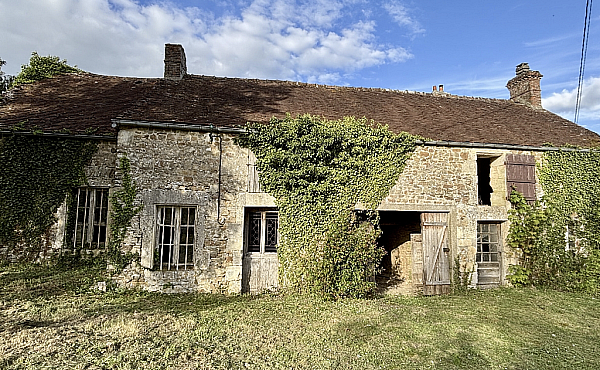 Large Rural House to Renovate