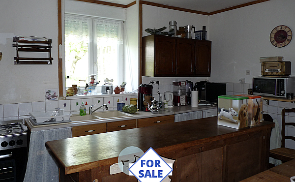 Property_For_Sale_in_France-with_Cle_France_Join_our_mailing_List_BHJ04090_17