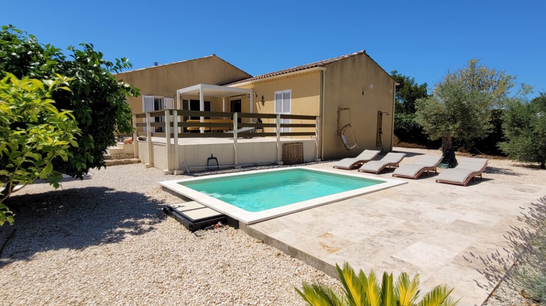 Immaculate Villa Including An Independent Guest Gite, Swimming Pool And Lovely Views