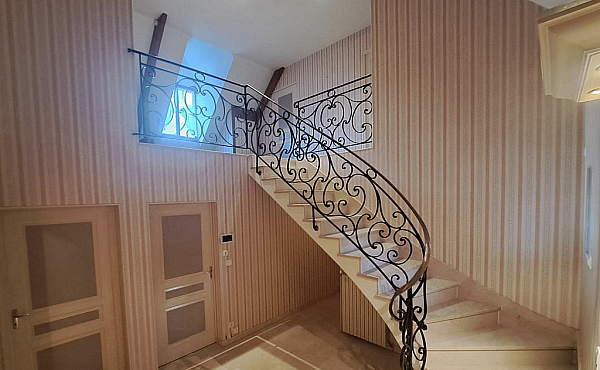 Property_For_Sale_in_France-with_Cle_France_Join_our_mailing_List_MNB072920.48