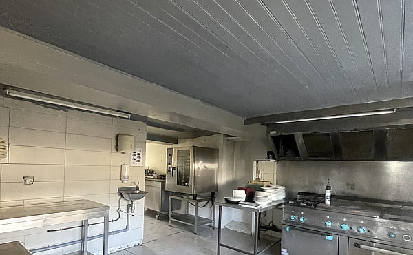 Property_For_Sale_in_France-with_Cle_France_Join_our_mailing_List_BHJ04092_11