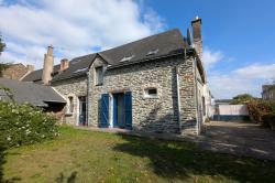 Charming Country House with Mature Garden