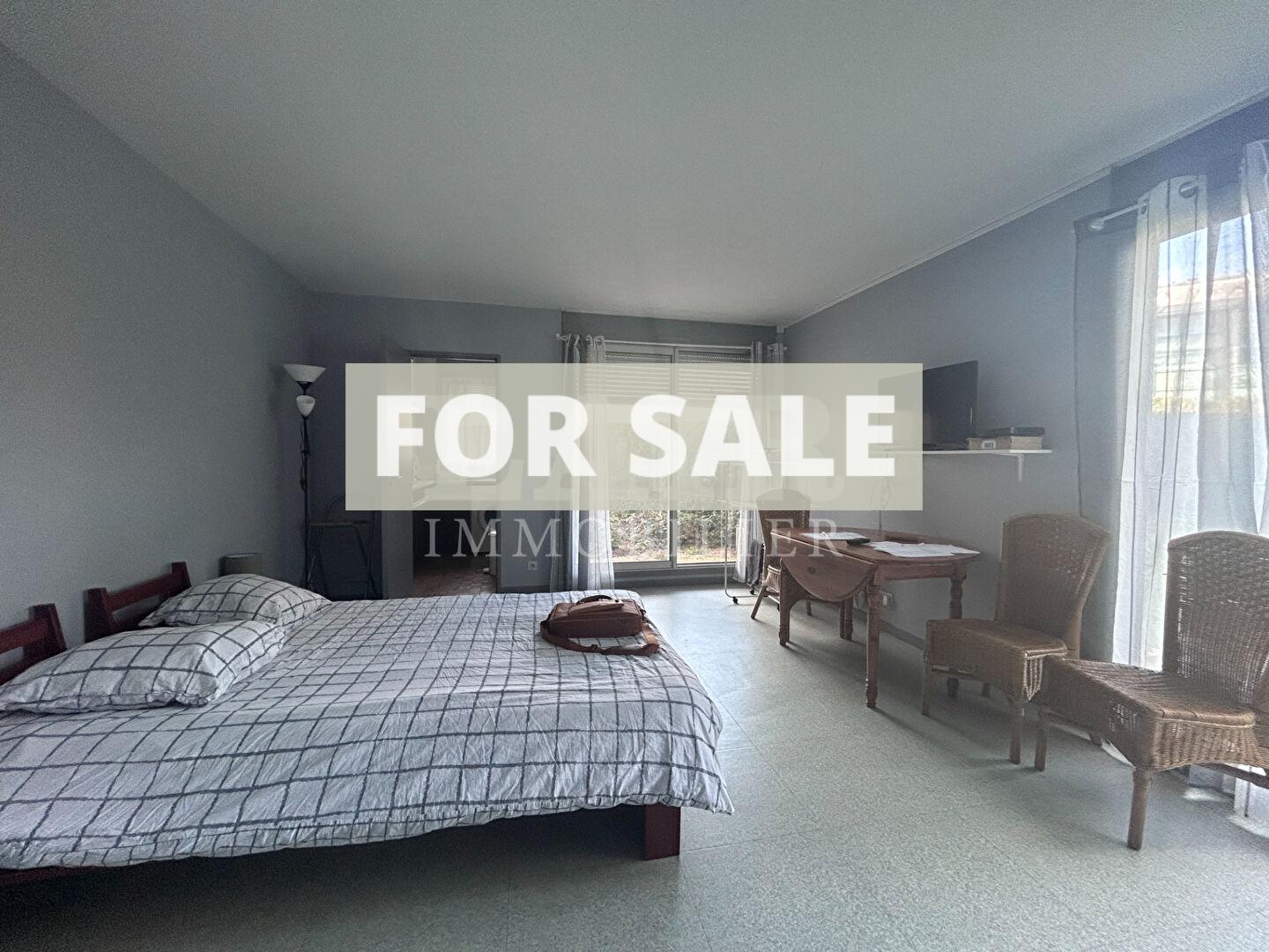 Large Studio Apartment in Bagnoles-de-l'Orne For Sale
